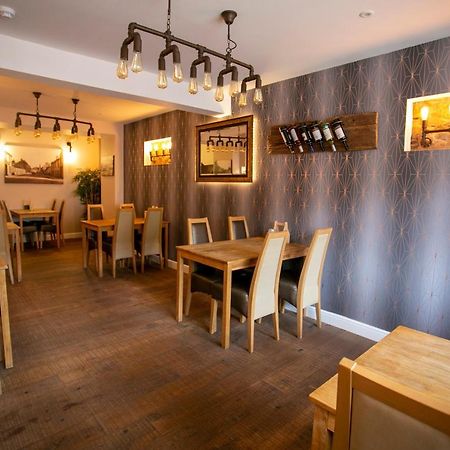 The Townhead Hotel Локерби Экстерьер фото