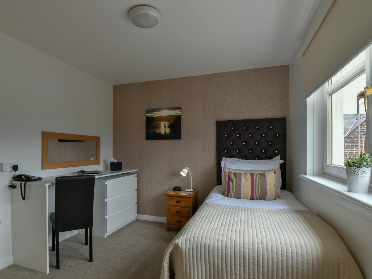 The Townhead Hotel Локерби Экстерьер фото