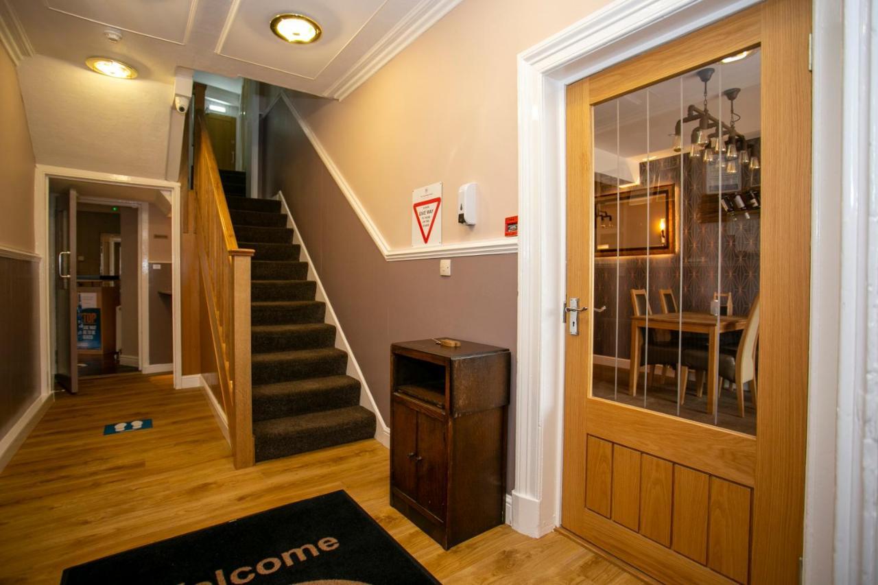 The Townhead Hotel Локерби Экстерьер фото