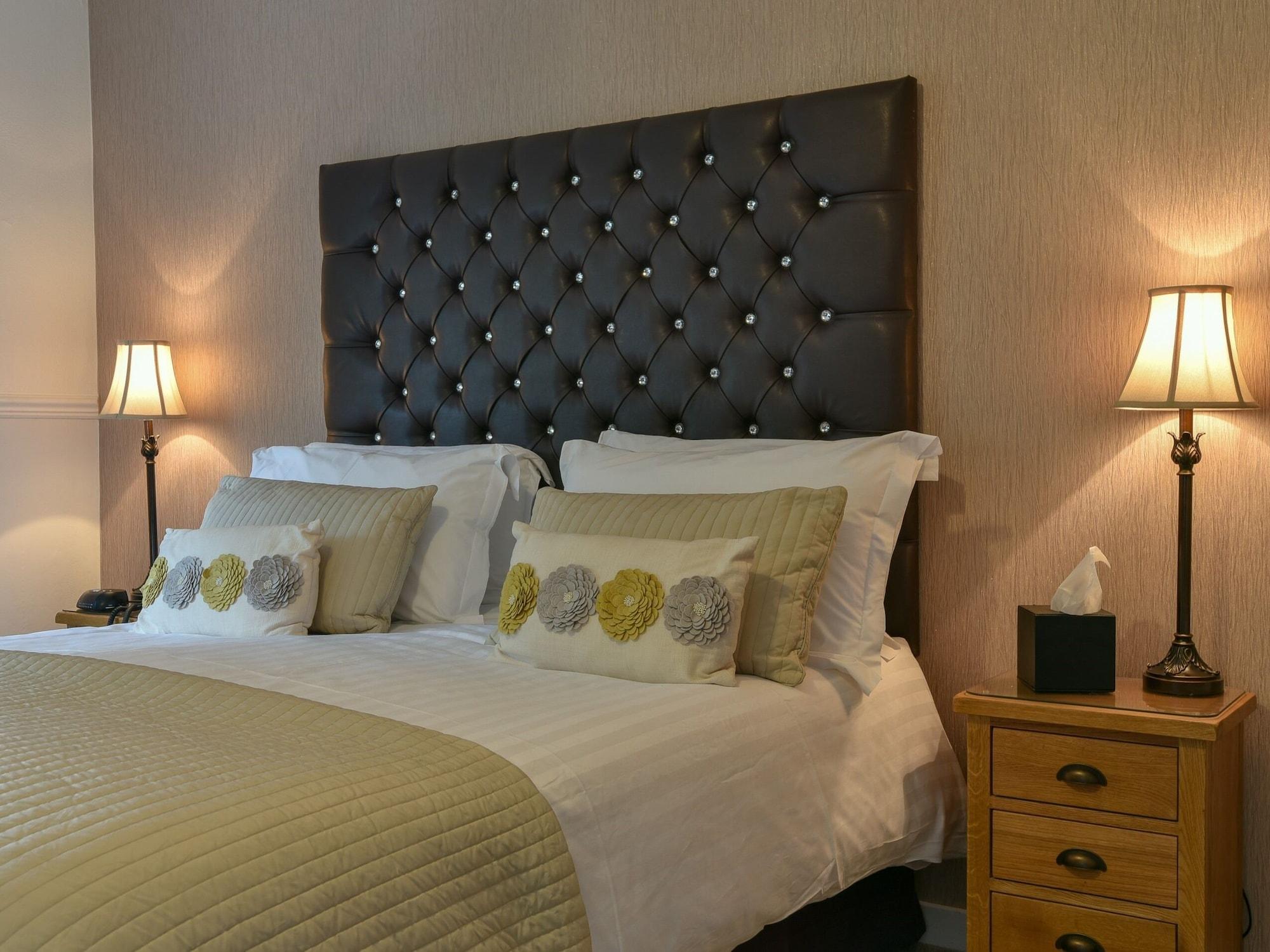 The Townhead Hotel Локерби Экстерьер фото
