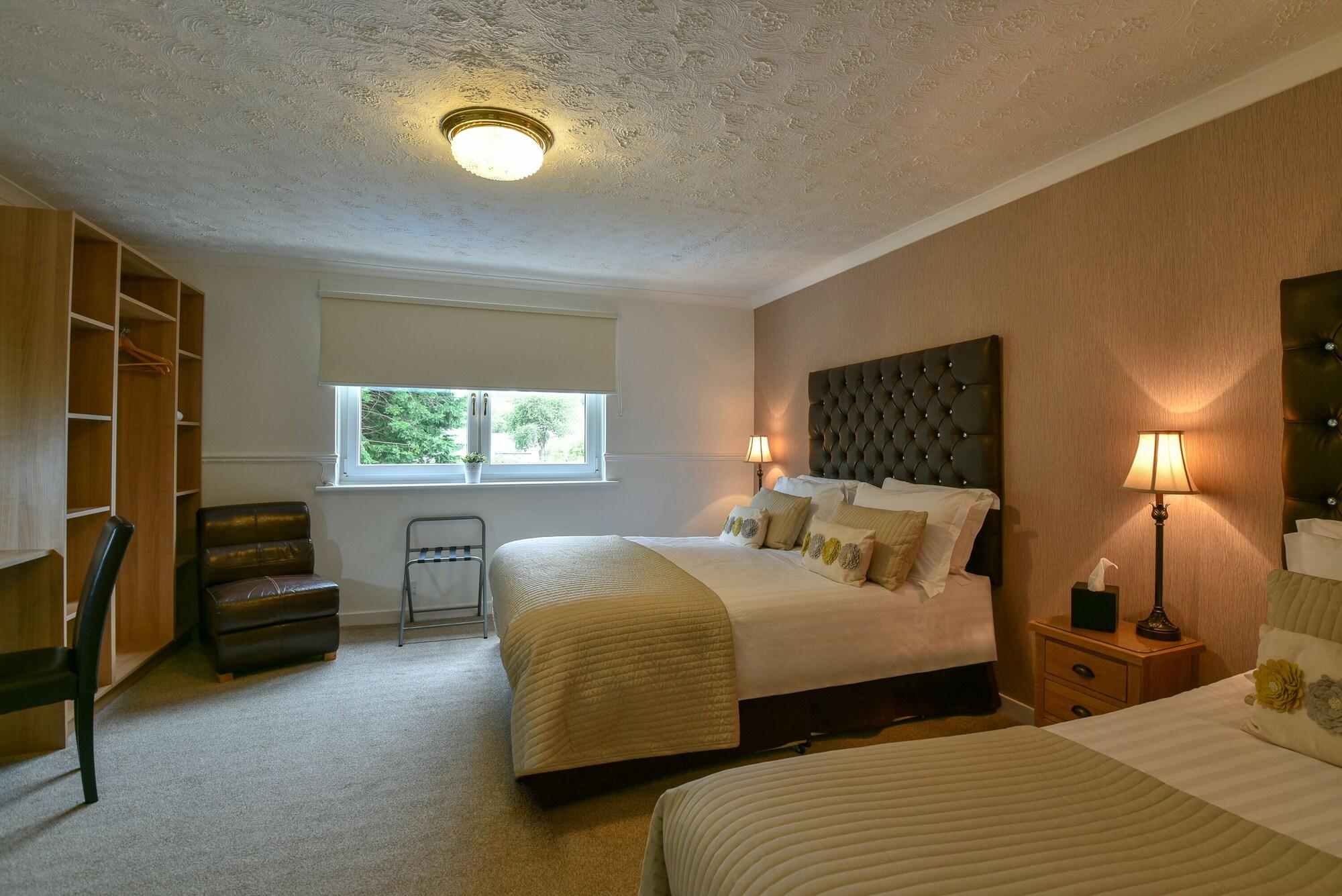 The Townhead Hotel Локерби Экстерьер фото