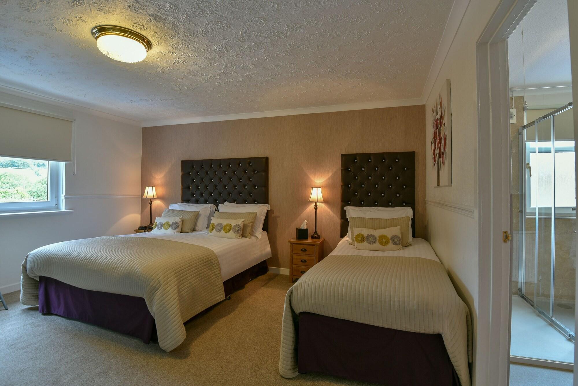 The Townhead Hotel Локерби Экстерьер фото