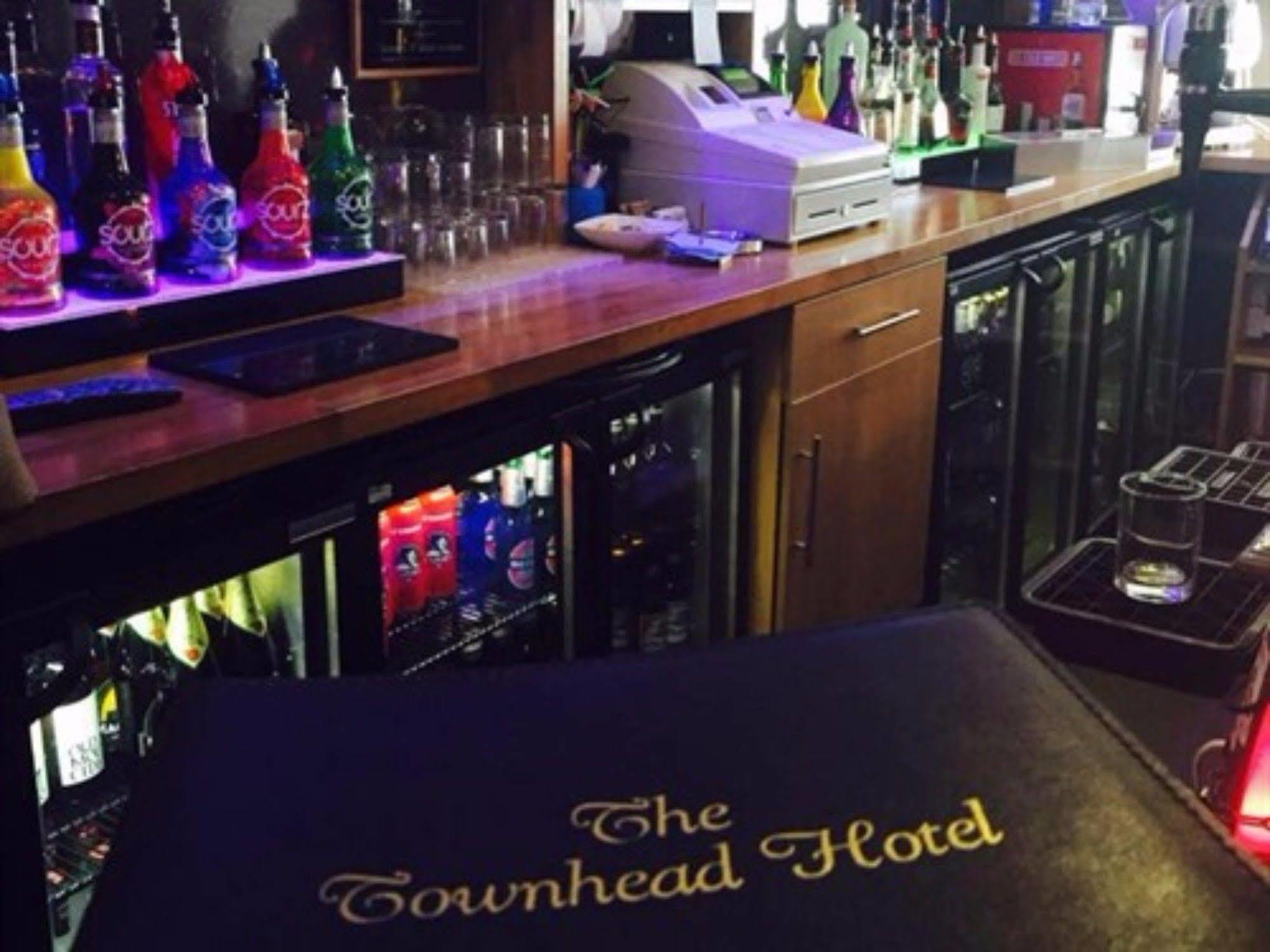 The Townhead Hotel Локерби Экстерьер фото