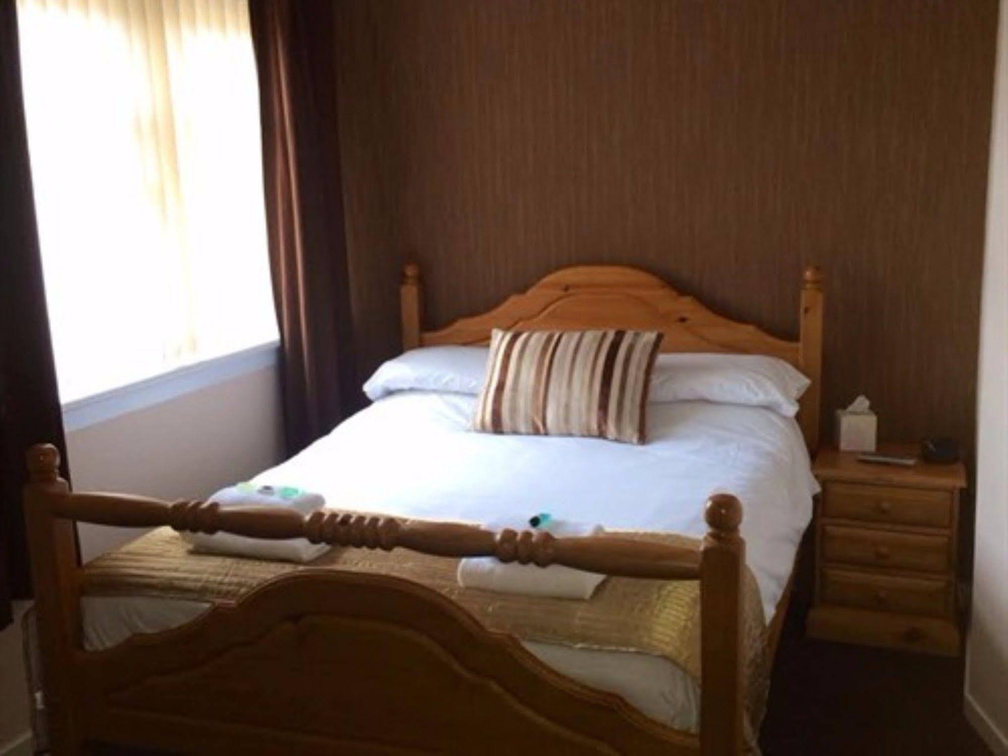 The Townhead Hotel Локерби Экстерьер фото